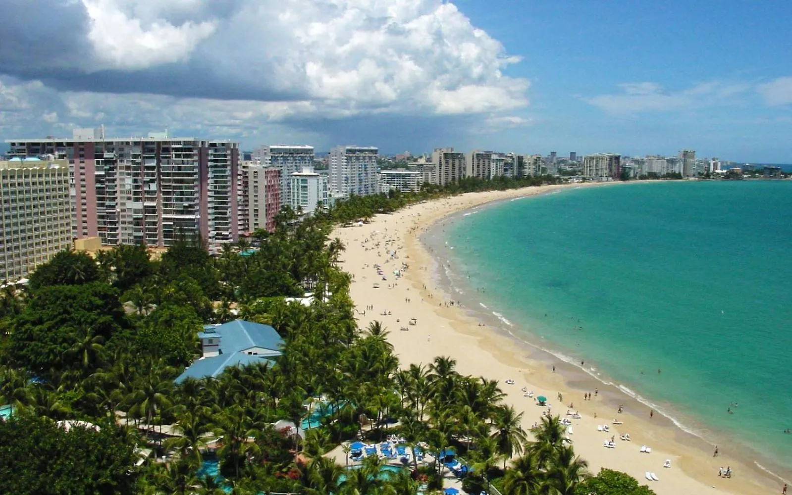 Hidden Gem In Miramar- Power Generator- Parking Apartment San Juan Puerto Rico